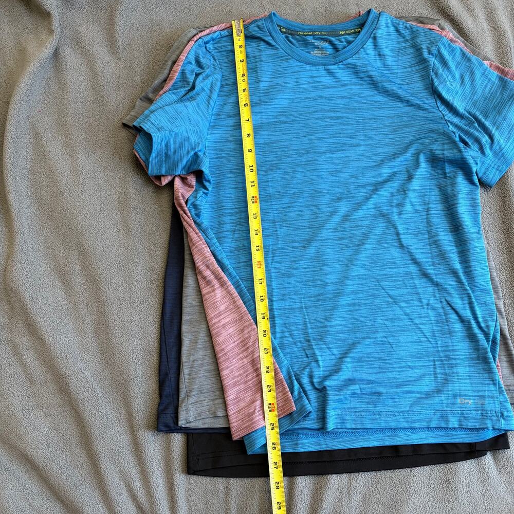 TEK GEAR Dry Tek Performance 5 Shirts Small Lot Blue Red Gray Black Running 5pc - Picture 4 of 11